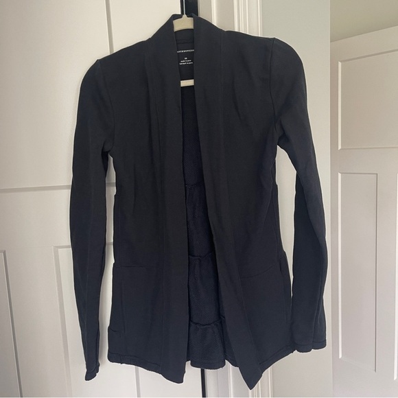 Anthropologie Black Lila Tiered Babydoll Ruffled Back Open Front Cardigan - Picture 2 of 5